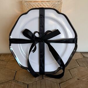 NWOT! Shabby Chic Black Bow Melamine Salad Plates 8.5” Set of 4